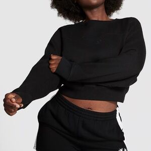 VS PINK IVY FLEECE YOKE SEAM CREW SWEATSHIRT - XS